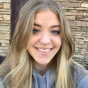 Meet your Posher, Mallory